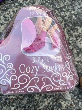 NEW Cozy Socks 3-Pack - Pink